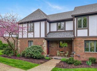 1603 Stone Mansion Dr, Sewickley, PA