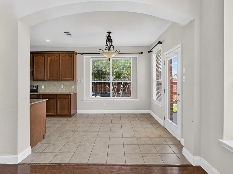 4521 Chaparral Creek Dr — Photo 11