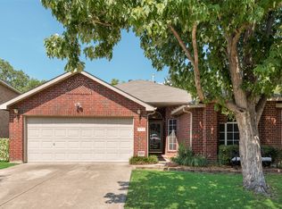 717 Mill Branch Dr, Garland, TX 75040