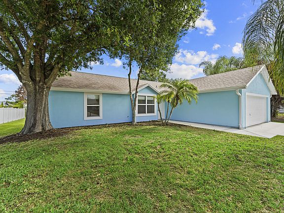 4th image of 243 SW Aubudon Avenue