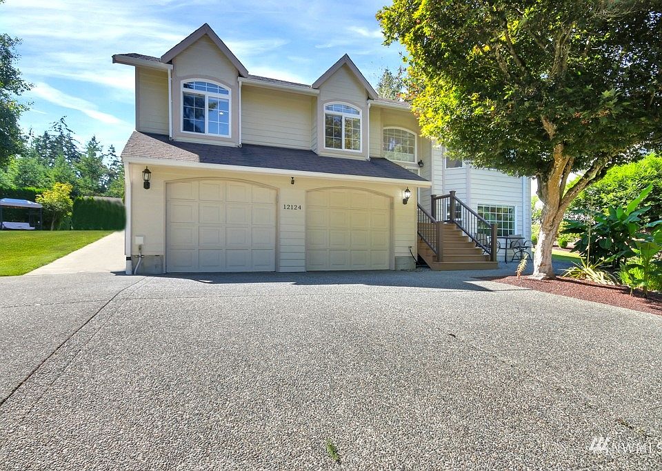 1st image of 12124 258th Avenue Ct E