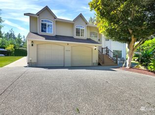 12124 258th Avenue Ct E, Buckley, WA 98321