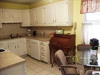 2nd image of 4005 SW 26th St