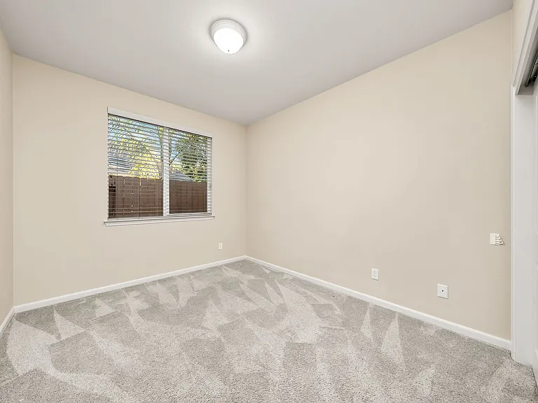 7405 Rothschild Ct — Photo 15
