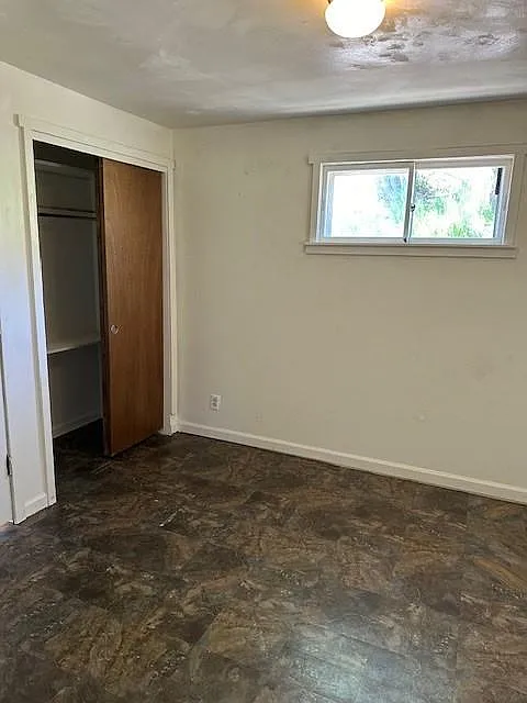 3 bed, 1001 sqft, $1,595 — Photo 2