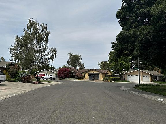 5th image of 1606 Inverness Dr