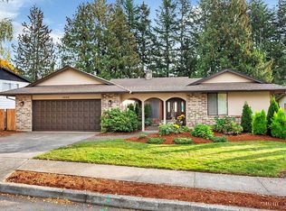 3888 NE 2nd St, Gresham, OR 97030
