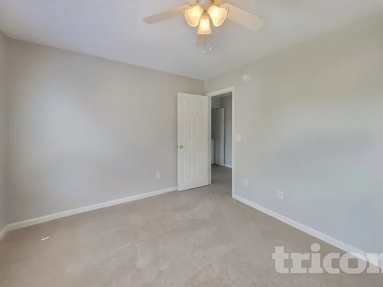 121 Rabon Springs Rd — Photo 9