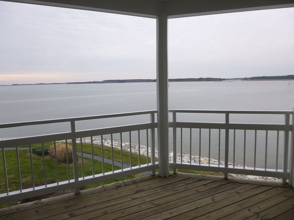 1st image of 937 Oyster Cove Dr