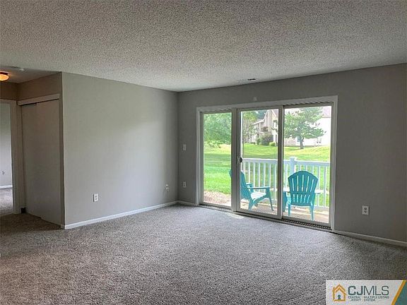 4th image of 8111 Tamarron Dr