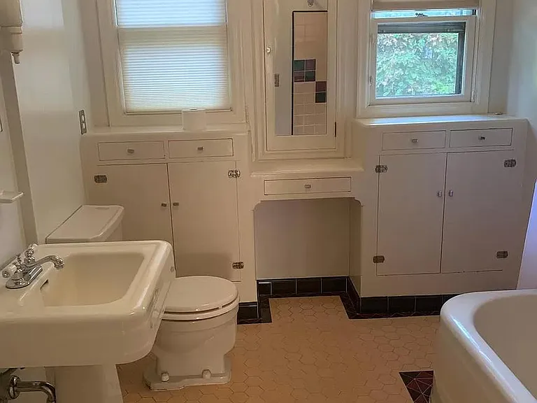6029 NE 26th Ave — Photo 17