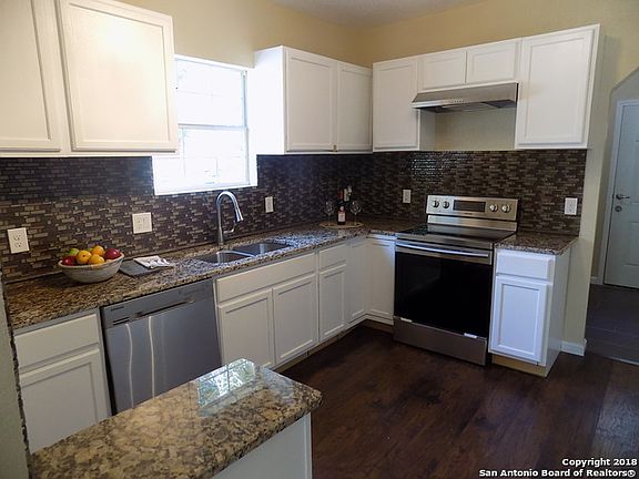2nd image of 219 E Harlan Ave