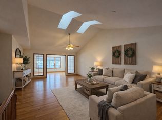 6306 Vicksburg Rd, Madison, WI 53718