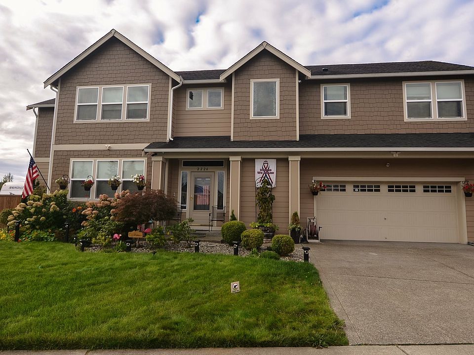 2nd image of 2226 190th St E