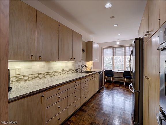 4th image of 5150 Three Village Dr #Ll