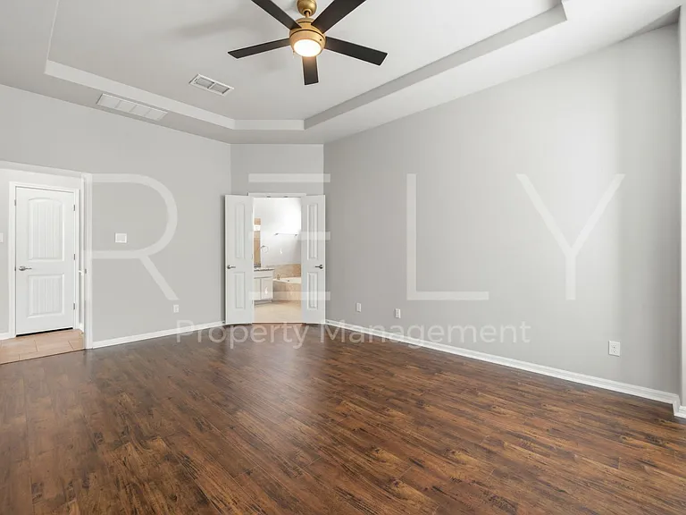 227 Choke Canyon Ln — Photo 23