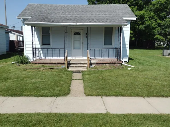 209 S Maple Ave, North Liberty, IN 46554
