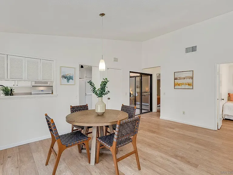 13488 Grain Ln — Photo 11