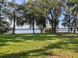 833 Creighton Rd, Fleming Island, FL 32003