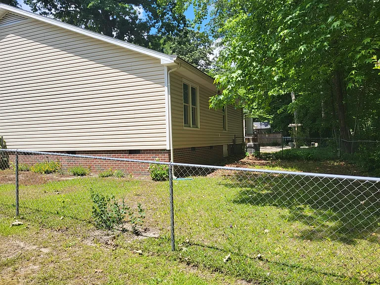 2678 Rivercliff Rd — Photo 6