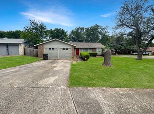 5718 Sun Ridge St, San Antonio, TX 78247