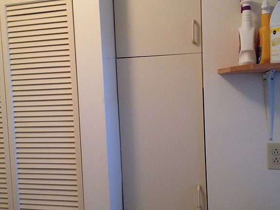 Laundry room storage