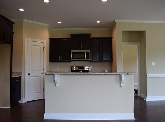 4th image of 205 Quail Dr