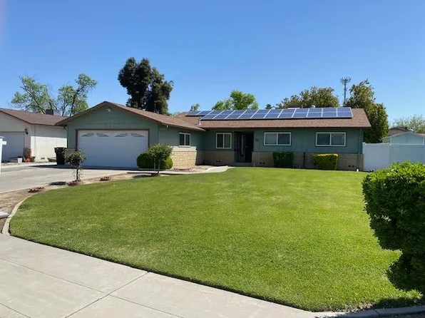 38 S Olive St, Lemoore, CA 93245