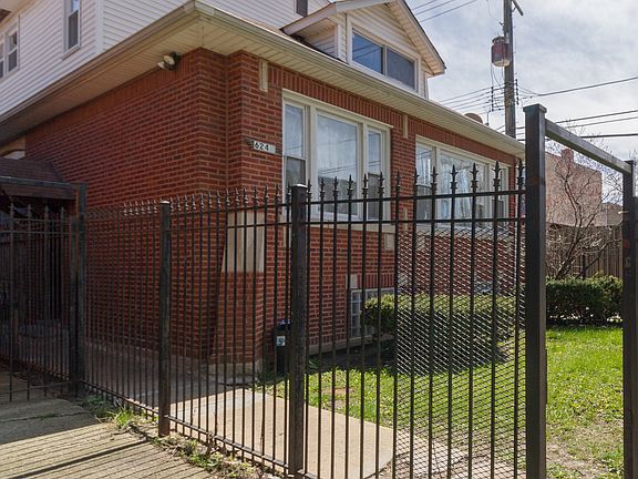 3rd image of 6243 S Campbell Ave