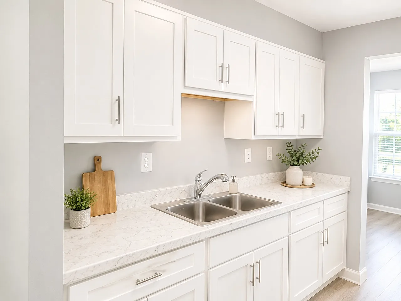 3 bed, 1.5 bath, 1280 sqft, $1,900 — Photo 3