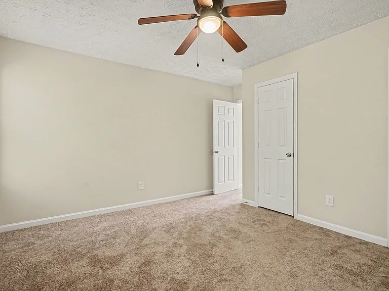 6430 Charter Way — Photo 9