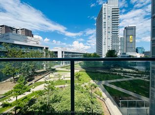 275 Yorkland Rd #307, Toronto, ON M2J0B4