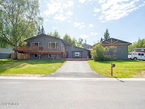 4530 Macalister Dr, Anchorage, AK 99502
