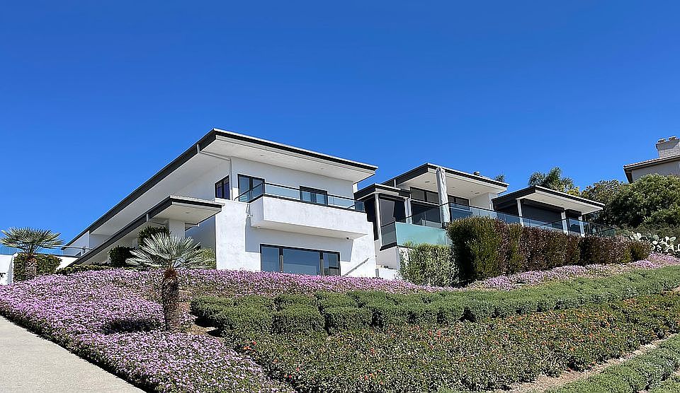1st image of 1110 Solana Dr