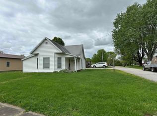 1308 S Seminary St, Bloomfield, IN 47424