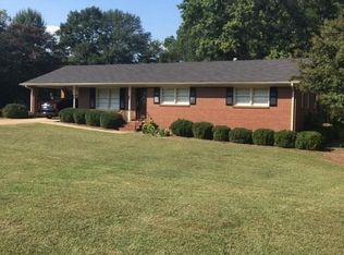 632 Lakeview Dr, Monroe, GA 30656