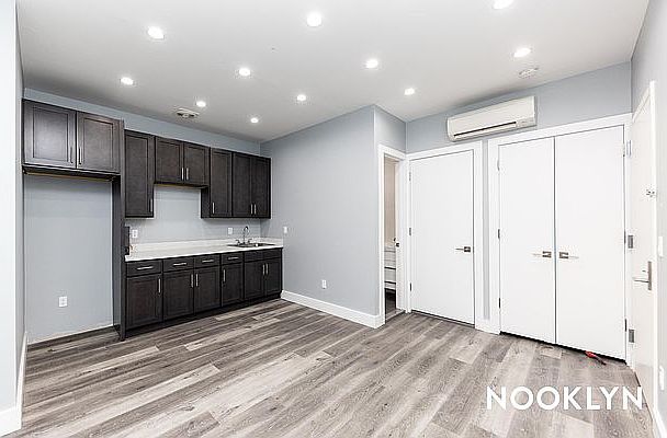 1st image of 4510 Fort Hamilton Pkwy #1