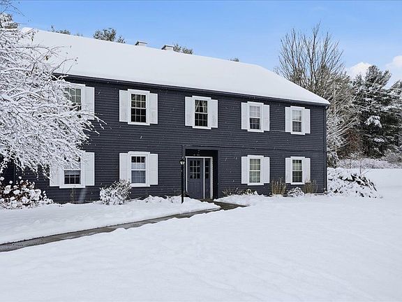 2nd image of 84 Twin Oaks Terrace