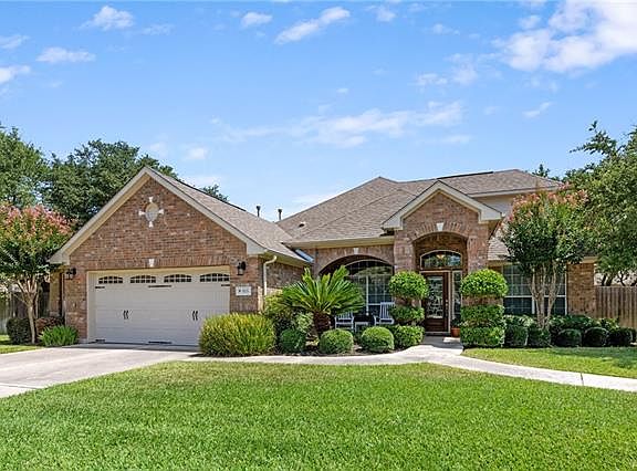 4th image of 503 Scarlet Maple Dr