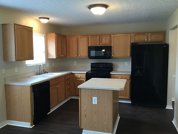 4th image of 3251 Andrew James Dr