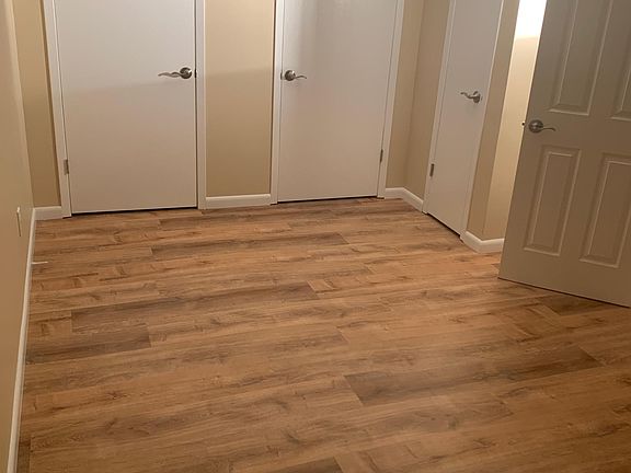 3rd image of 41 Ilyse Ct Floor 1