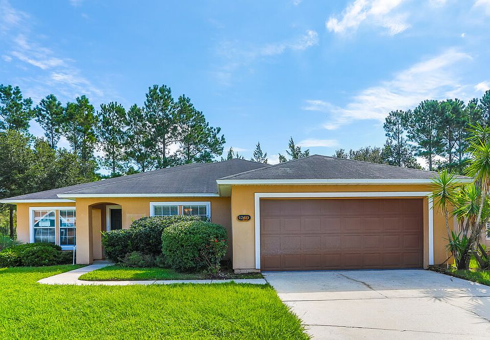 1st image of 12613 Wooded Bluff Ct