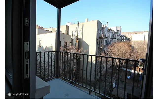 Rented by Douglas Elliman | media 14