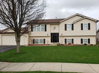 605 Wedgewood Trl, McHenry, IL