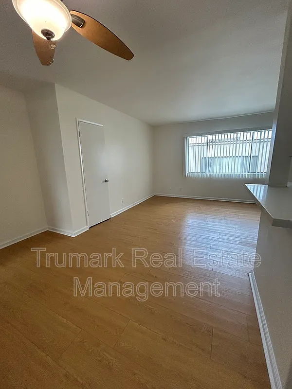 1 bed, 1.0 bath, $1,950 — Photo 4
