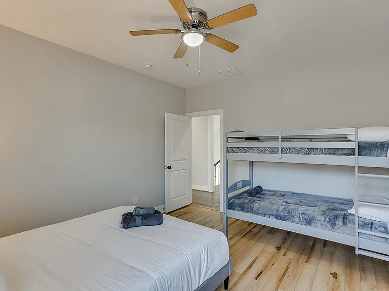 4713 Highgate Ln — Photo 27