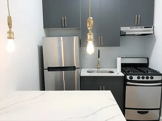 Rented by Lang Realty LLC | media 40