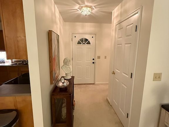 5th image of 149 Emily Dr