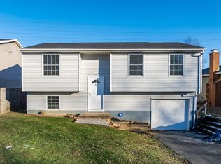 2128 Jade St, Grove City, OH 43123