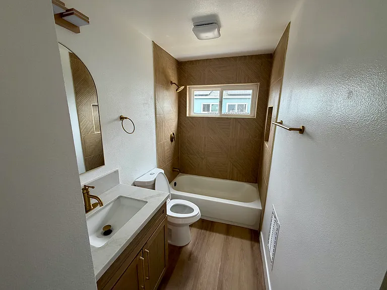 1038 Oaklawn Ave — Photo 8